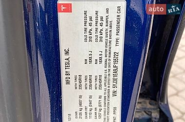 Седан Tesla Model 3 2018 в Львові