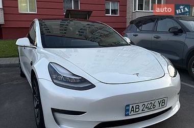 Седан Tesla Model 3 2020 в Вінниці