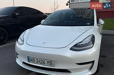 Седан Tesla Model 3 2020 в Виннице
