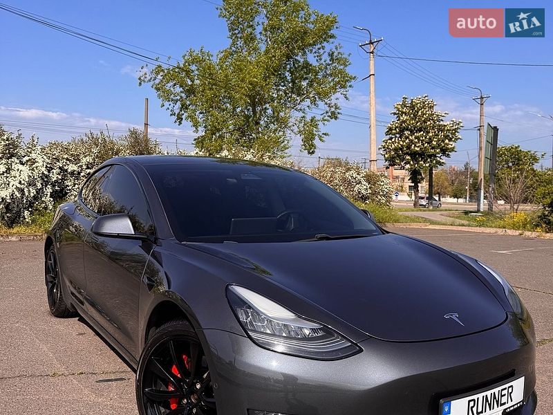 2019 Tesla Model 3, VIN 5YJ3E1EB0LF620268:plate — фото 1 (autoria)