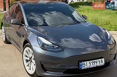Седан Tesla Model 3 2022 в Полтаве
