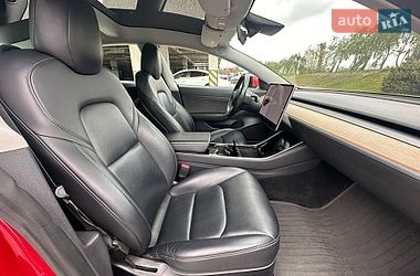 Седан Tesla Model 3 2019 в Києві