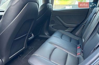 Седан Tesla Model 3 2023 в Каменском