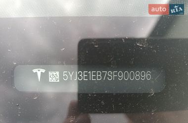 Седан Tesla Model 3 2024 в Звягеле