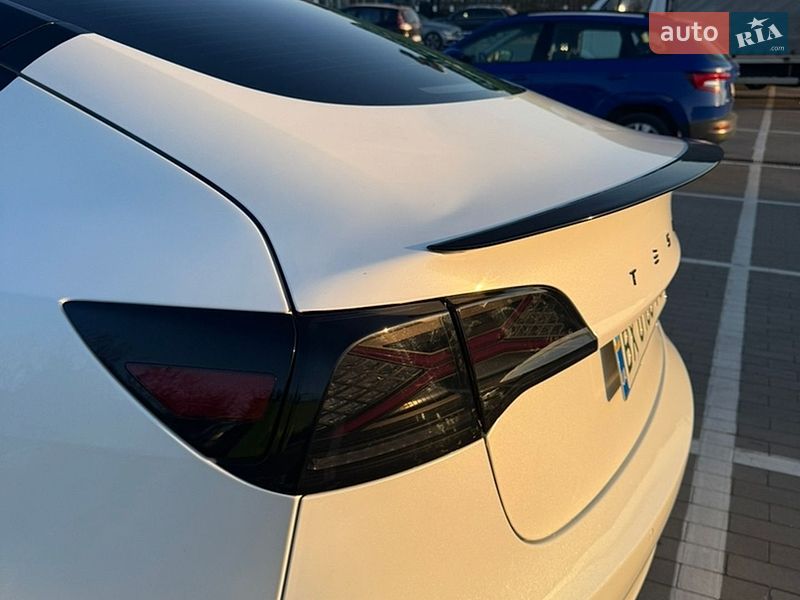 Седан Tesla Model 3 2022 в Виннице фото 8 Седан Tesla Model 3 2022 в Виннице