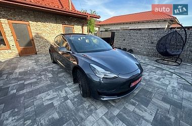 Седан Tesla Model 3 2019 в Киеве