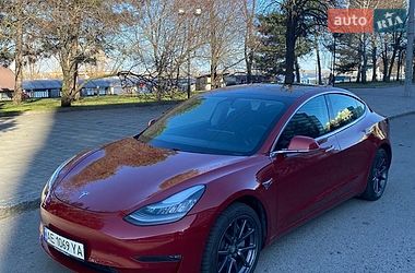 Седан Tesla Model 3 2019 в Днепре