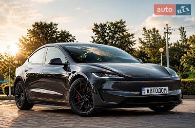 Седан Tesla Model 3 2024 в Запорожье