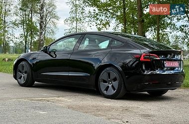 Седан Tesla Model 3 2023 в Киеве