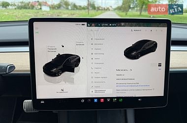 Седан Tesla Model 3 2023 в Киеве