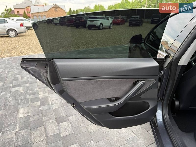 Седан Tesla Model 3 2020 в Коломые фото 24 Седан Tesla Model 3 2020 в Коломые