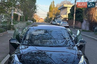 Седан Tesla Model 3 2019 в Одесі