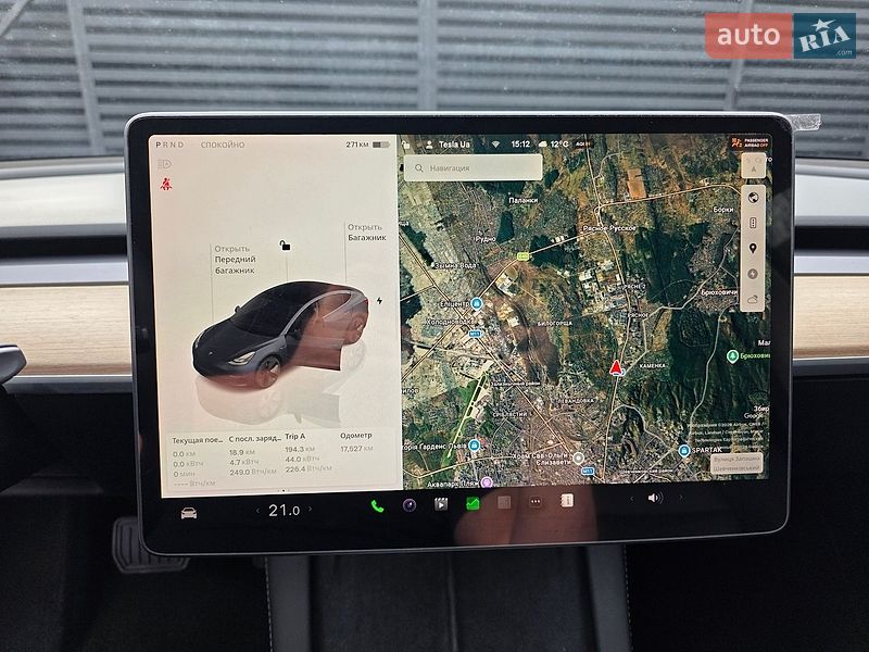 Седан Tesla Model 3 2023 в Львові