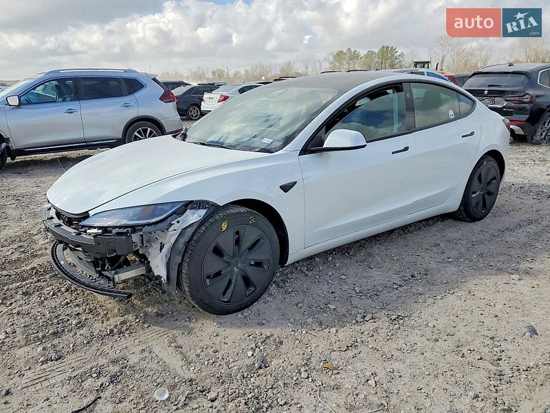 Tesla Model 3 2025