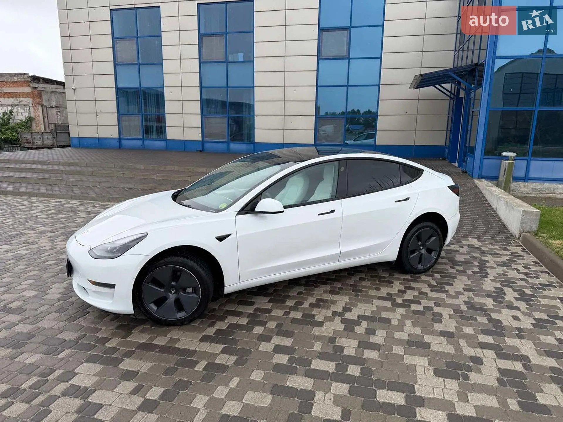 2022 Tesla Model 3 - мініатюра 5