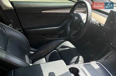 Седан Tesla Model 3 2021 в Львові