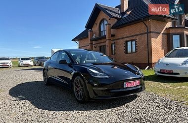 Седан Tesla Model 3 2022 в Луцке