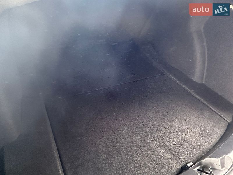 Седан Tesla Model 3 2022 в Києві