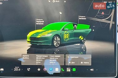 Седан Tesla Model 3 2024 в Киеве