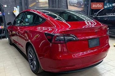 Седан Tesla Model 3 2022 в Вишгороді