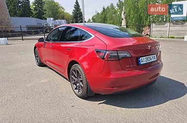 Седан Tesla Model 3 2018 в Киеве