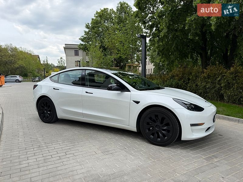Tesla Model 3 2020 Tesla Model 3 2020