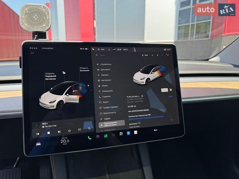 Седан Tesla Model 3 2021 в Києві