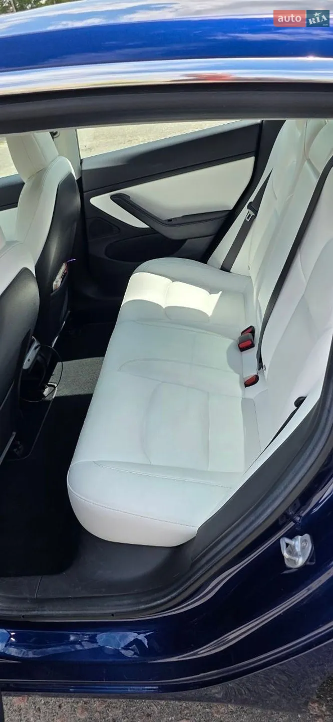 2018 Tesla Model 3 - мініатюра 10