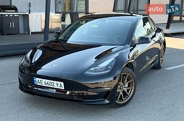 Седан Tesla Model 3 2022 в Києві