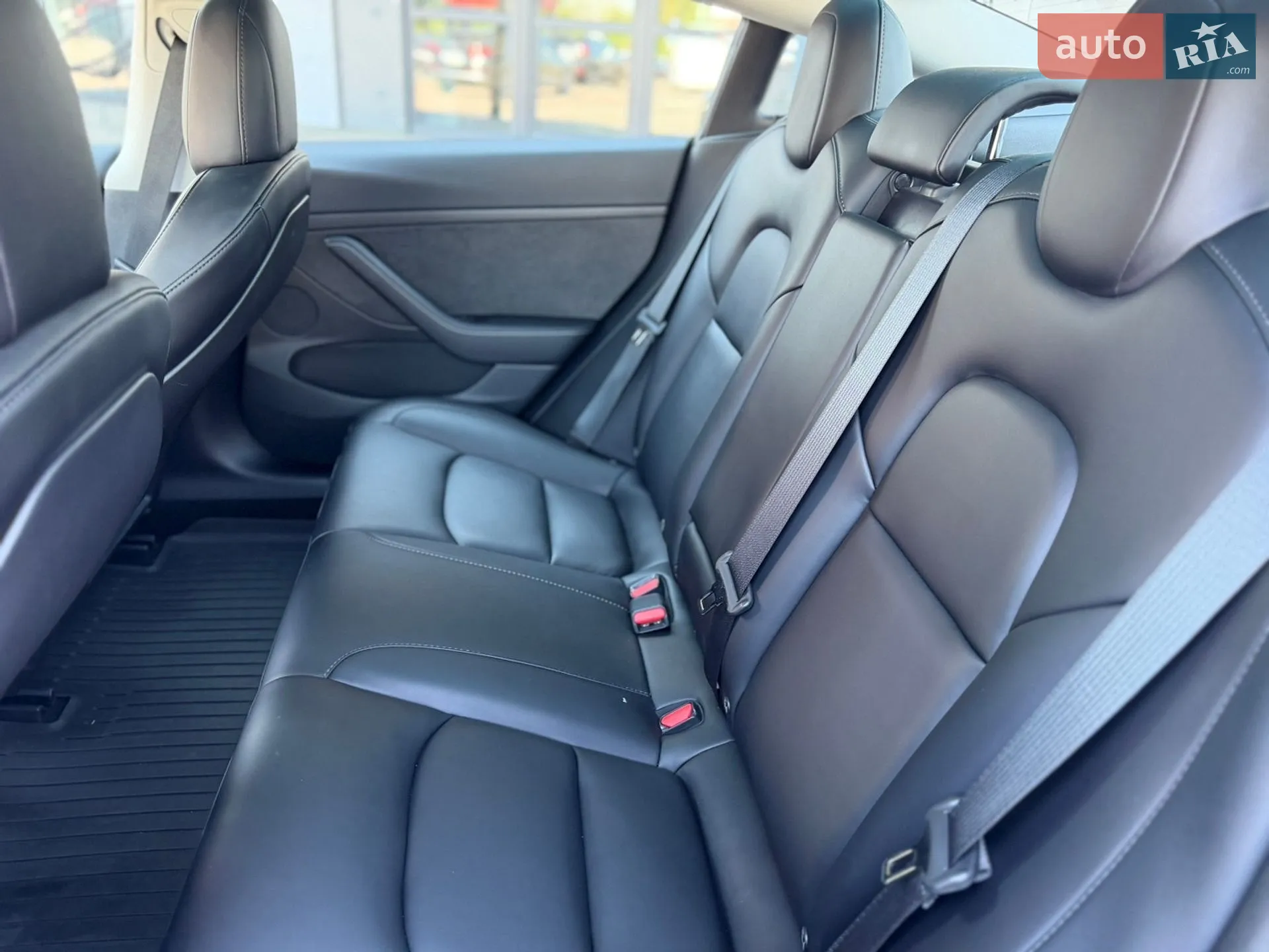 2022 Tesla Model 3 - мініатюра 13