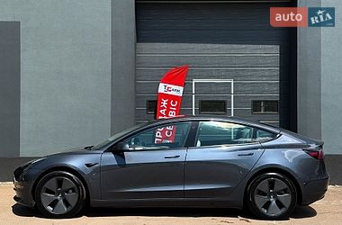 Седан Tesla Model 3 2023 в Киеве
