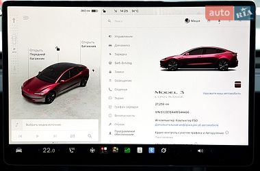 Седан Tesla Model 3 2024 в Києві