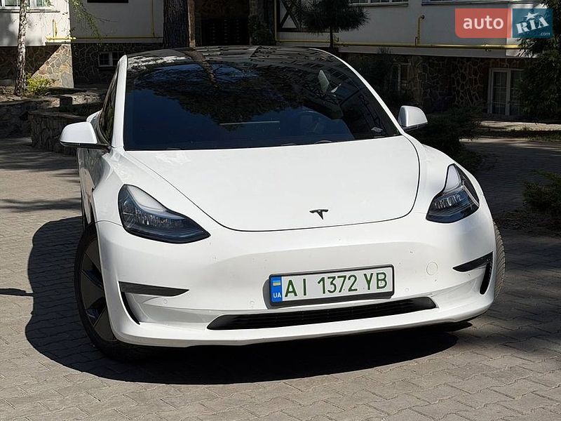 Седан Tesla Model 3 2019 в Киеве фото 2 Седан Tesla Model 3 2019 в Киеве