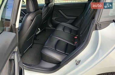 Седан Tesla Model 3 2021 в Полтаве