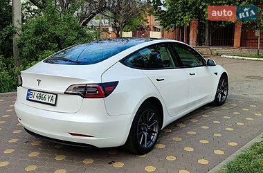Седан Tesla Model 3 2021 в Полтаве