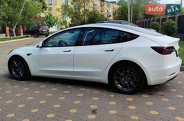 Седан Tesla Model 3 2021 в Полтаве