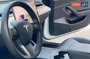 Седан Tesla Model 3 2020 в Краснограде