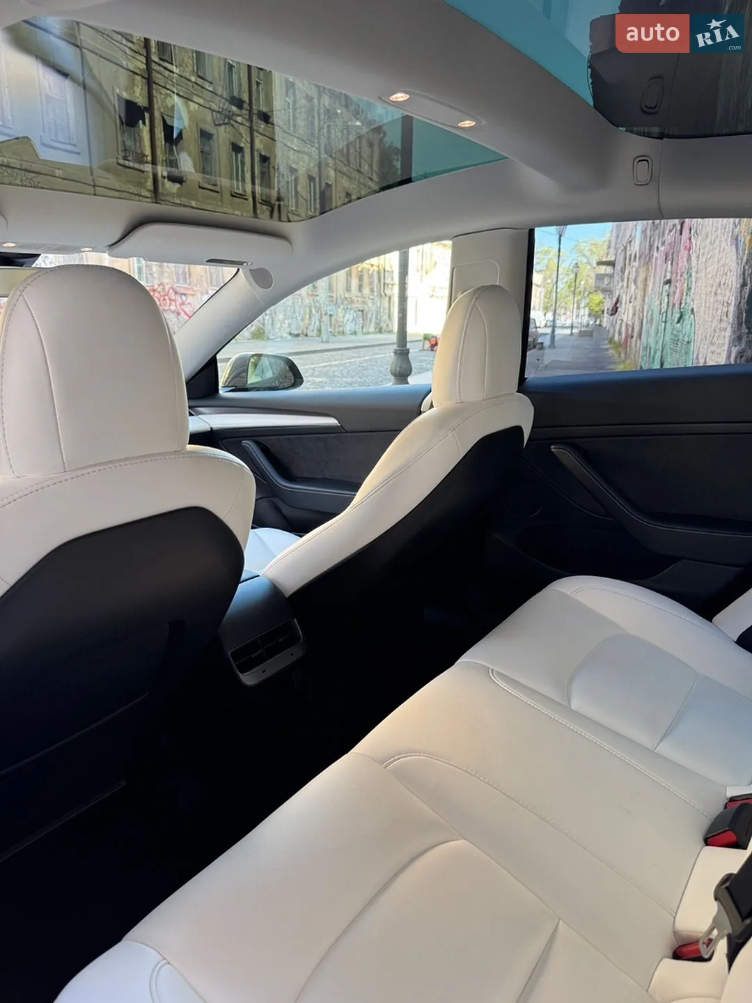 2022 Tesla Model 3 - мініатюра 11