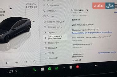 Седан Tesla Model 3 2023 в Києві
