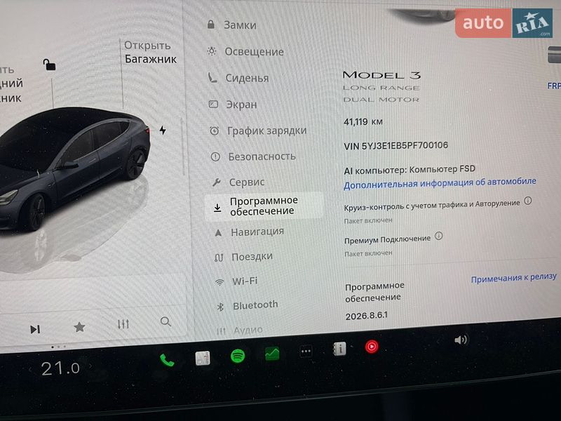 Седан Tesla Model 3 2023 в Києві