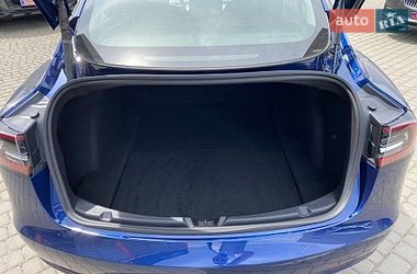 Седан Tesla Model 3 2022 в Львові