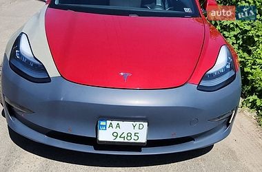Седан Tesla Model 3 2018 в Киеве
