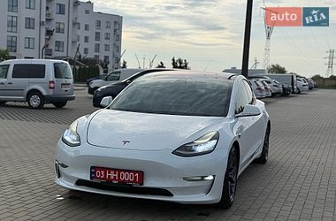 Седан Tesla Model 3 2018 в Луцьку
