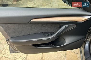 Седан Tesla Model 3 2023 в Львове фото 17 Седан Tesla Model 3 2023 в Львове