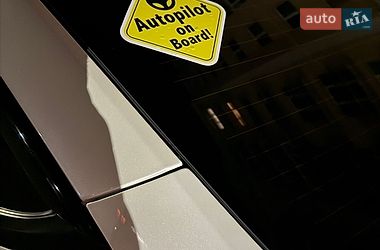 Седан Tesla Model 3 2023 в Києві фото 7 Седан Tesla Model 3 2023 в Києві