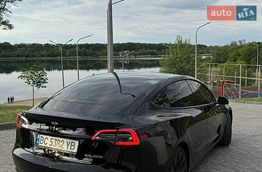 Седан Tesla Model 3 2021 в Запоріжжі
