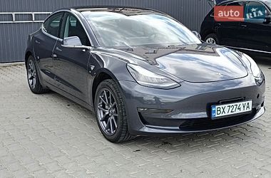 Седан Tesla Model 3 2020 в Кам'янець-Подільському