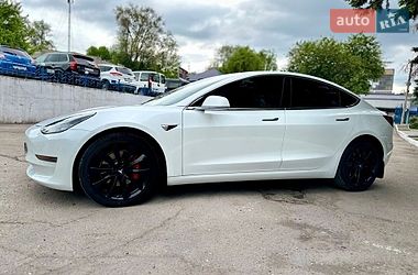 Седан Tesla Model 3 2018 в Кам'янському