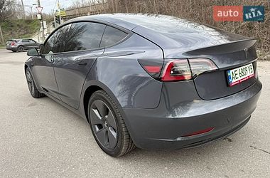 Седан Tesla Model 3 2023 в Днепре
