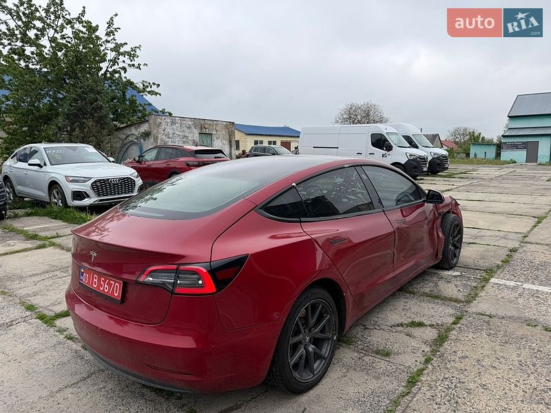 Седан Tesla Model 3 2018 в Владимире